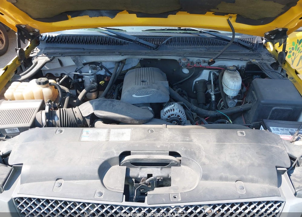 2004 CHEVROLET SILVERADO 2500HD WORK TRUCK VIN: 1GCHC29U04E333044