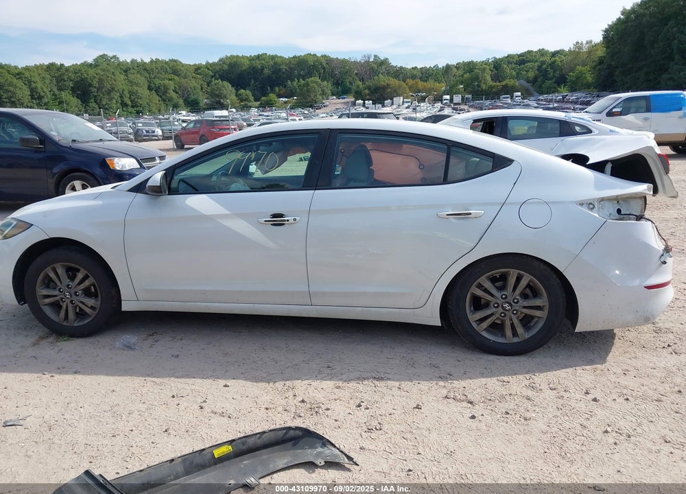 2018 HYUNDAI ELANTRA VIN: 5NPD84LF8JH267862