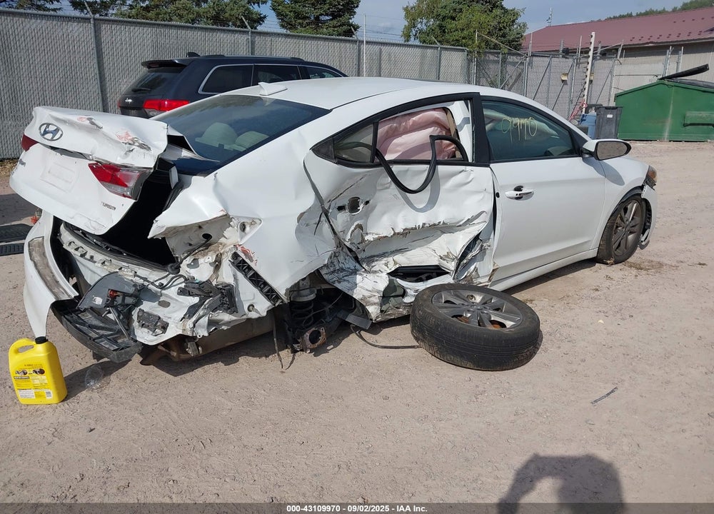 2018 HYUNDAI ELANTRA VIN: 5NPD84LF8JH267862