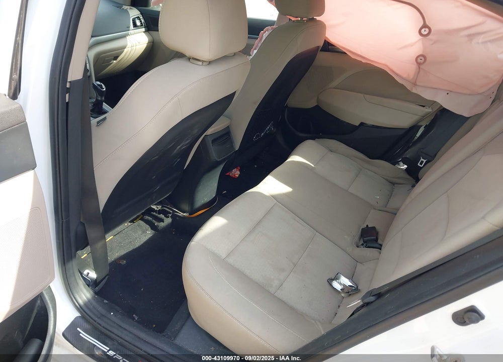 2018 HYUNDAI ELANTRA VIN: 5NPD84LF8JH267862