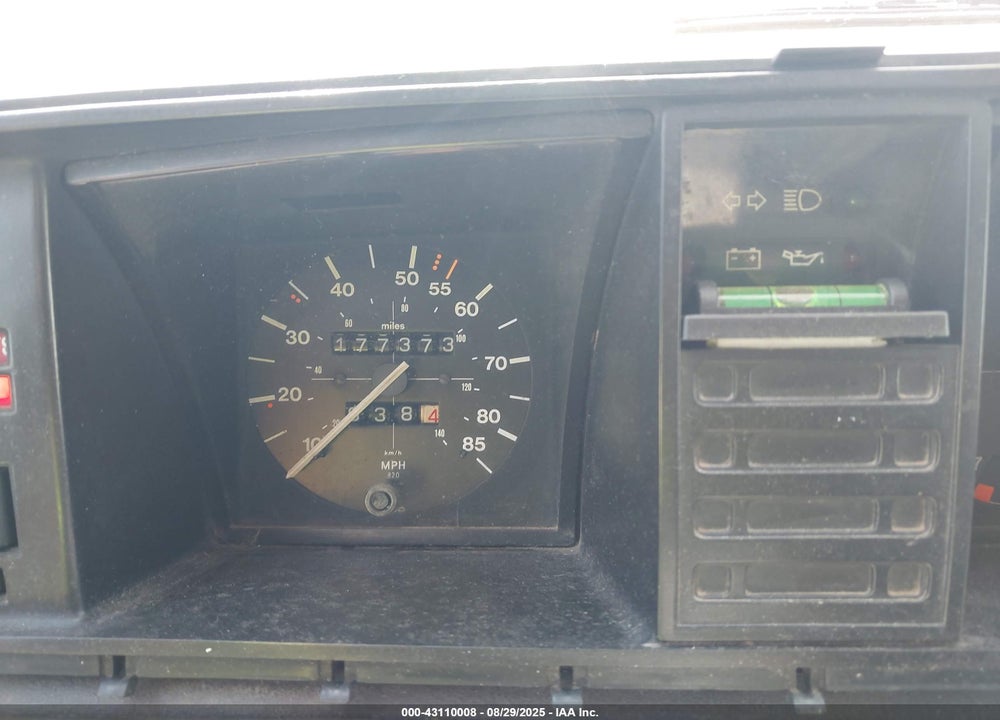 1982 VOLKSWAGEN VANAGON CAMPMOBILE VIN: WV2ZA0259CH054420