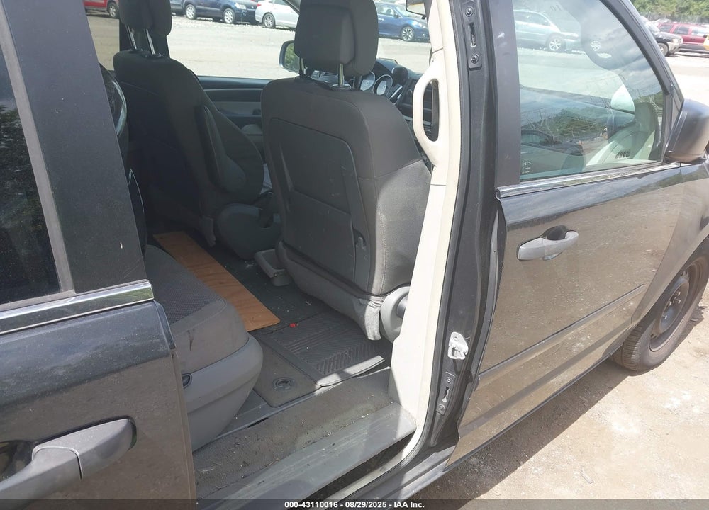 2012 VOLKSWAGEN ROUTAN VIN: 2C4RVAAG0CR390943
