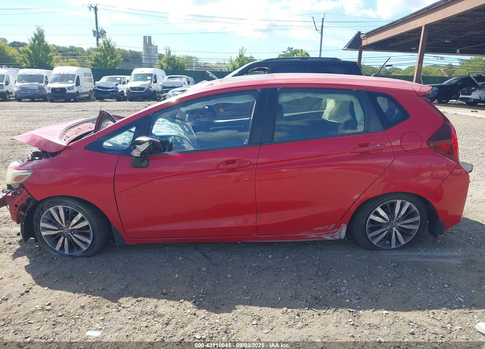 2016 HONDA FIT VIN: JHMGK5H75GS001424