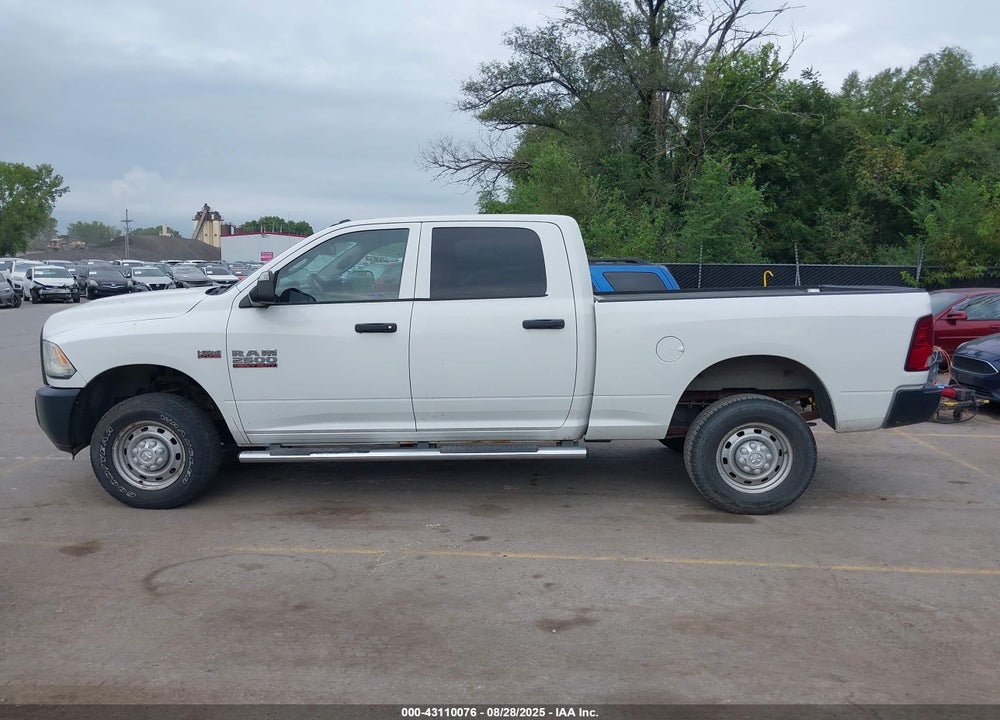 2013 RAM 2500 VIN: 3C6TR5CT2DG544742
