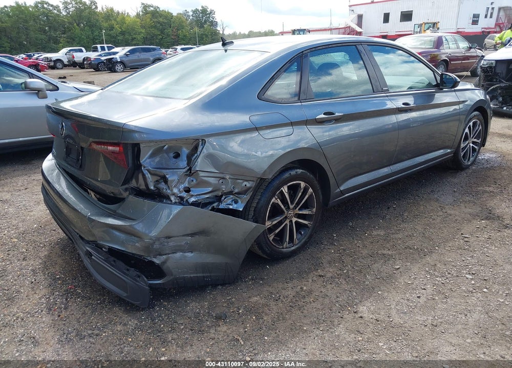 2024 VOLKSWAGEN JETTA VIN: 3VWBM7BU3RM010373