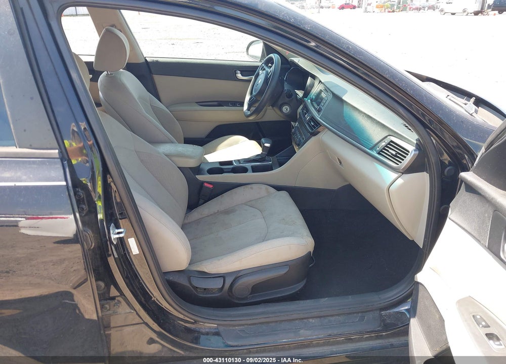 2016 KIA OPTIMA VIN: 5XXGT4L34GG102638