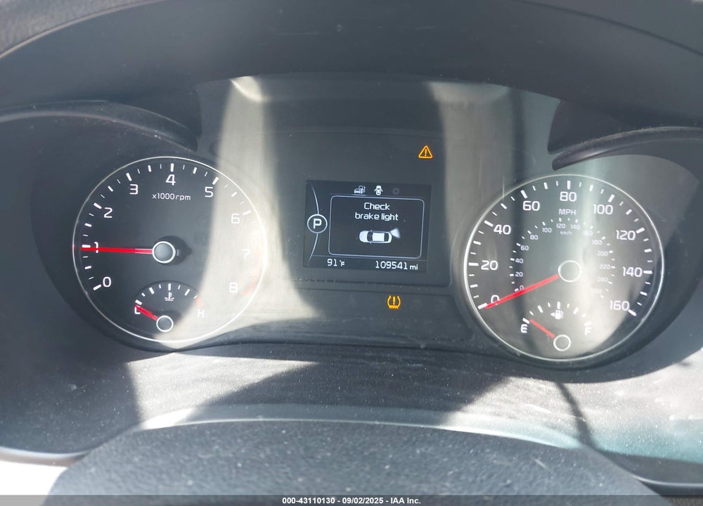 2016 KIA OPTIMA VIN: 5XXGT4L34GG102638