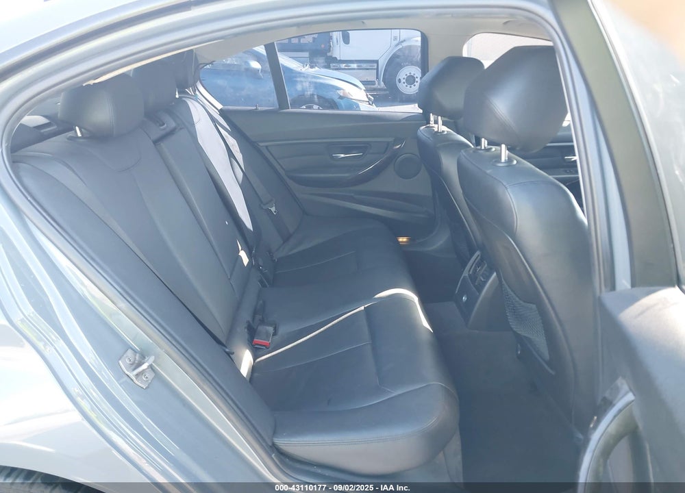 2013 BMW 3 SERIES VIN: WBA3A9G5XDNP35719