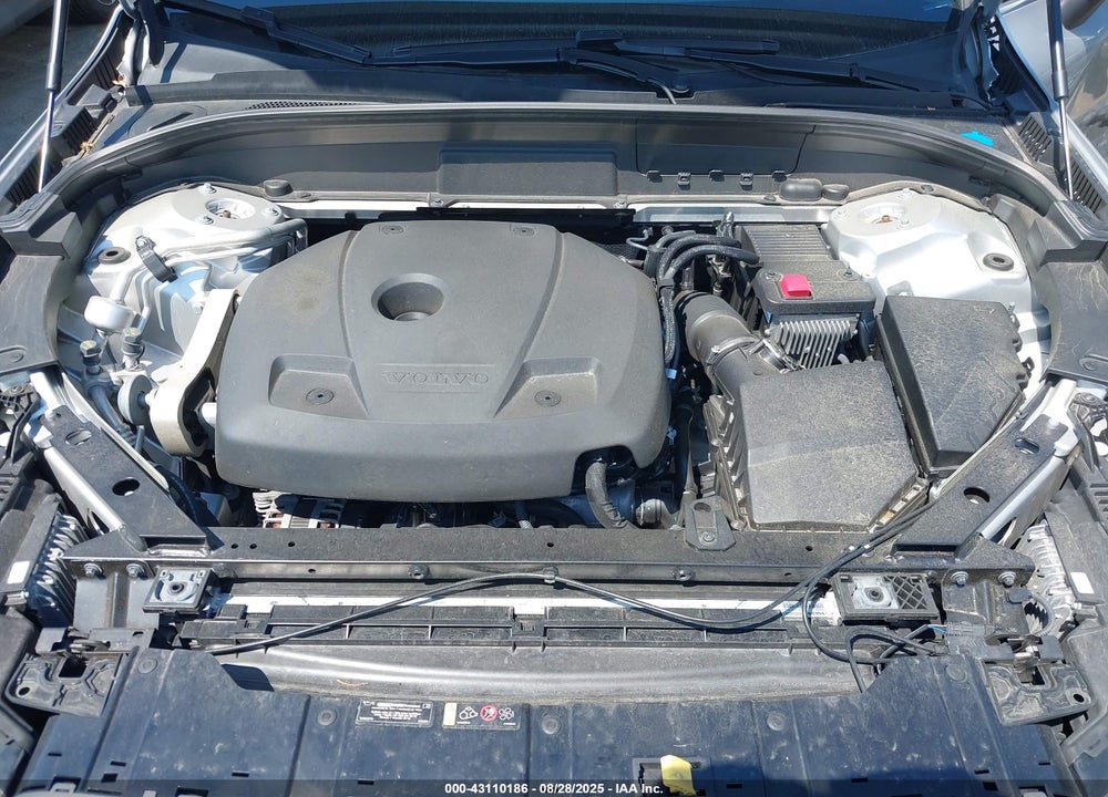 2021 VOLVO XC60 T5 MOMENTUM VIN: YV4102RK7M1864450