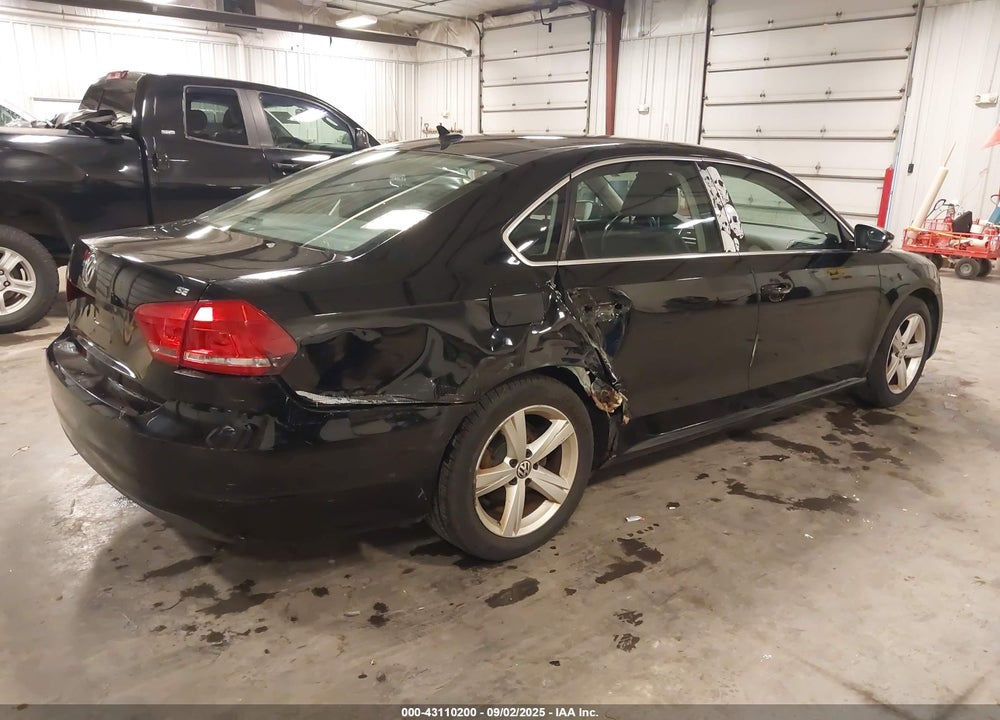2012 VOLKSWAGEN PASSAT VIN: 1VWBH7A30CC051422