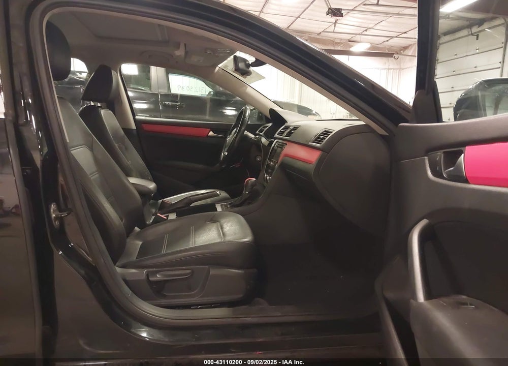 2012 VOLKSWAGEN PASSAT VIN: 1VWBH7A30CC051422