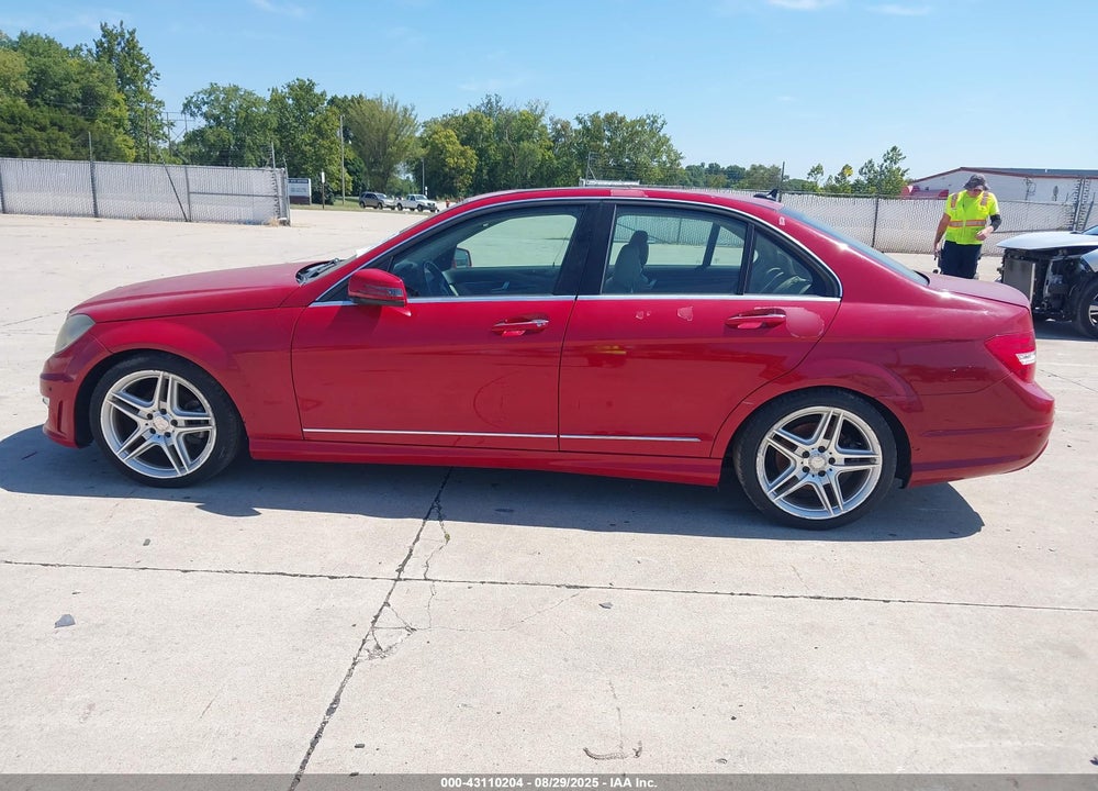 2014 MERCEDES-BENZ C CLASS VIN: WDDGF4HB5EG230857