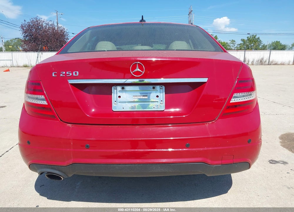 2014 MERCEDES-BENZ C CLASS VIN: WDDGF4HB5EG230857