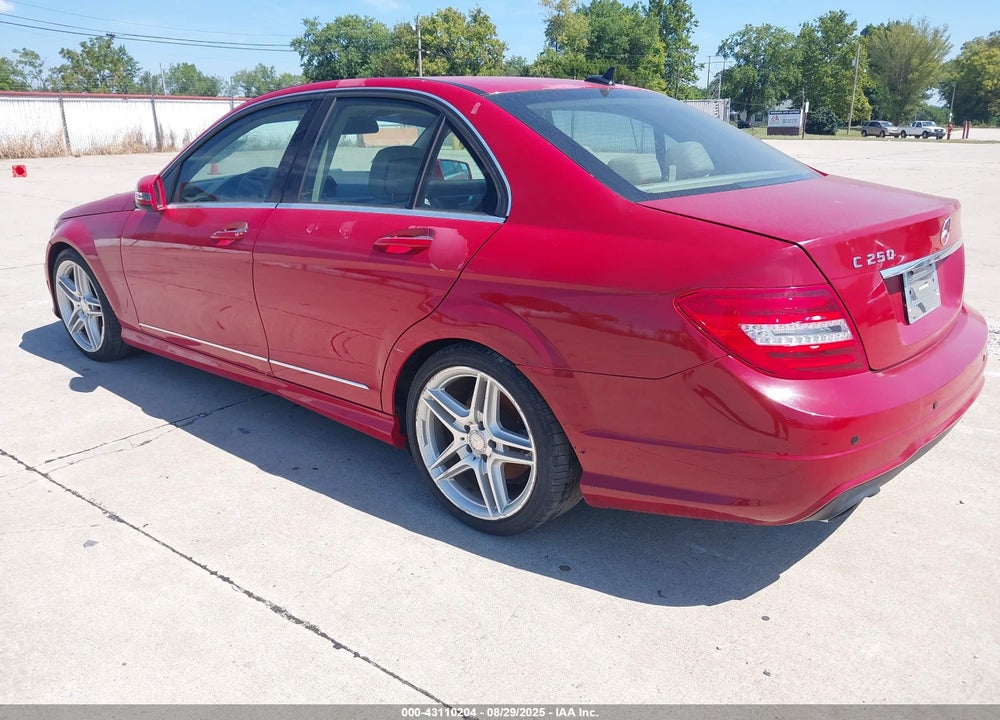 2014 MERCEDES-BENZ C CLASS VIN: WDDGF4HB5EG230857