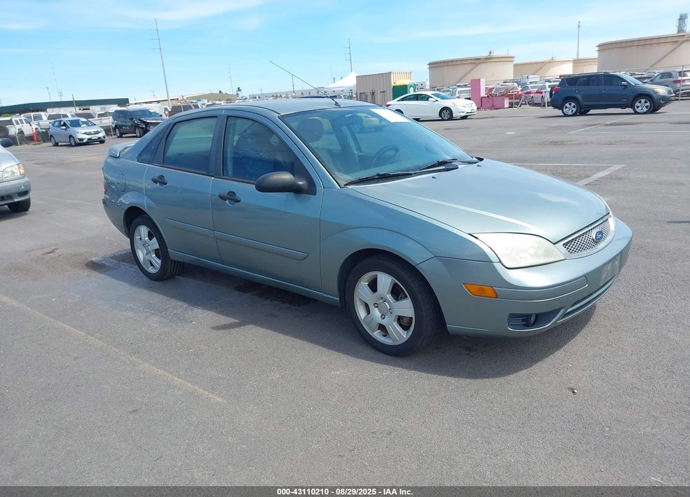 2005 FORD FOCUS ZX4 VIN: 1FAHP34N35W301684