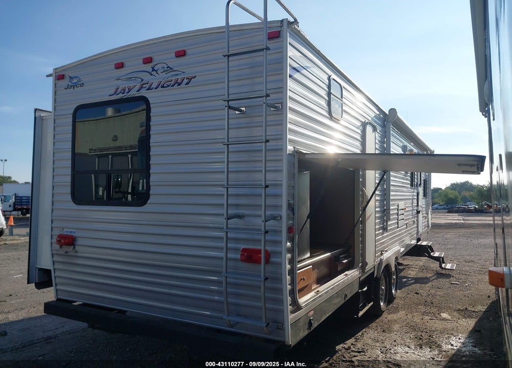 2013 JAYCO JAY FLIGHT VIN: 1UJBJ0BS5D18R0175
