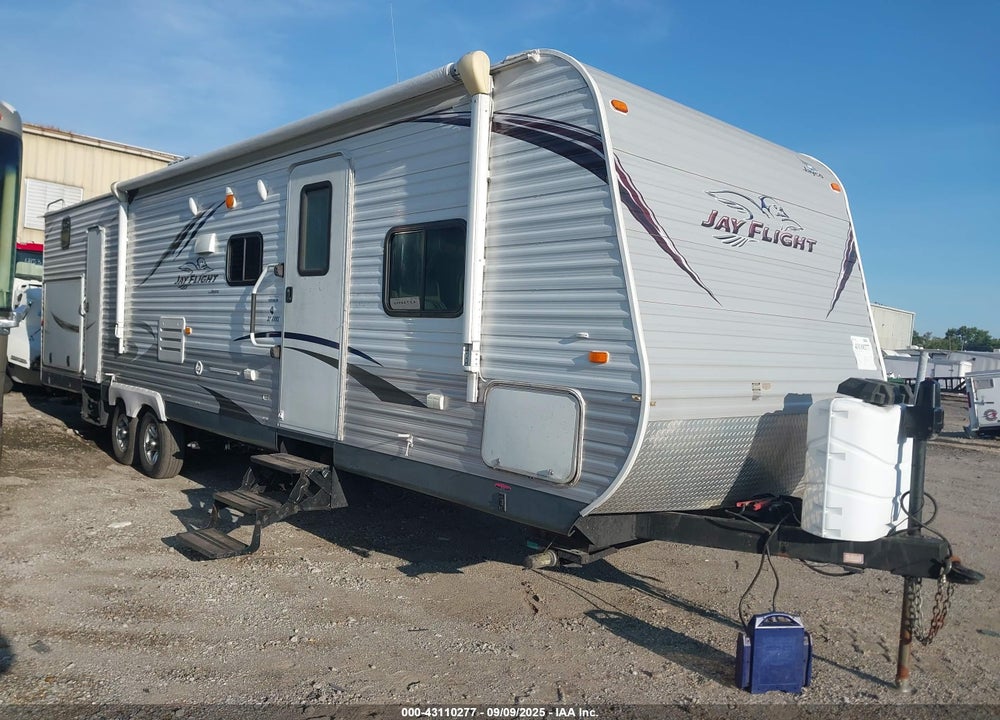 2013 JAYCO JAY FLIGHT VIN: 1UJBJ0BS5D18R0175