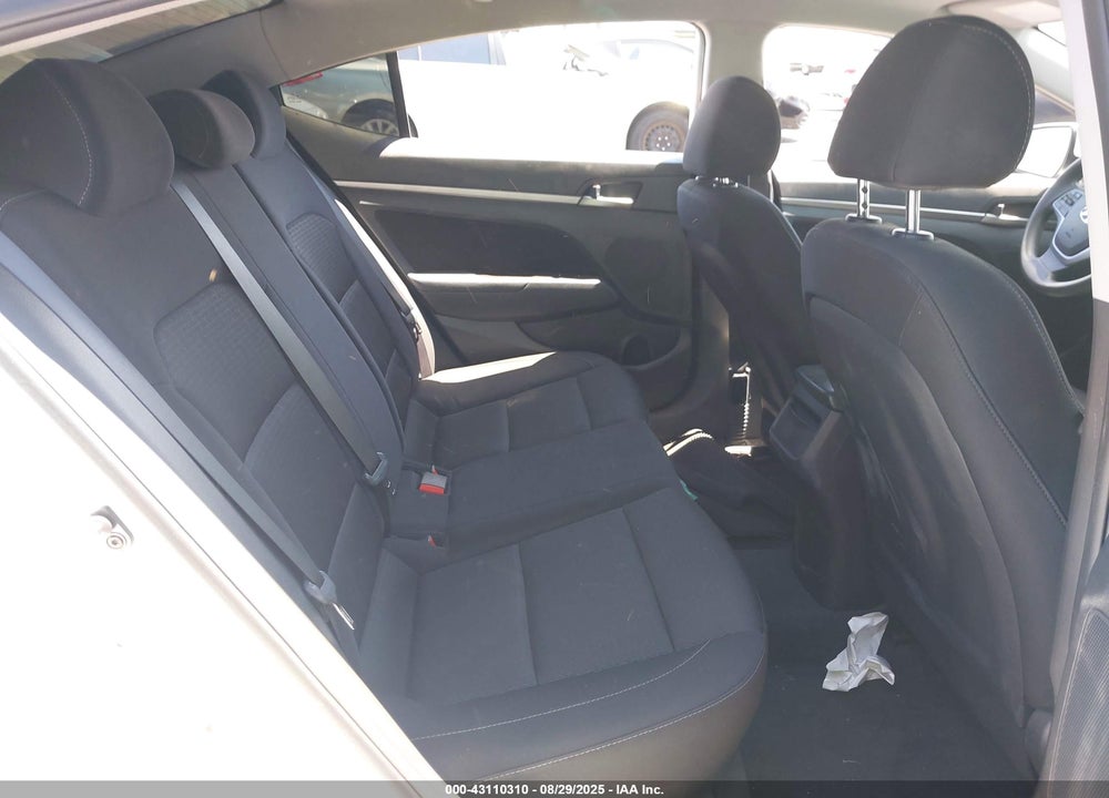 2018 HYUNDAI ELANTRA VIN: 5NPD84LFXJH333165