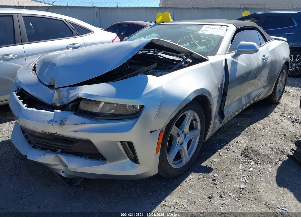 2018 CHEVROLET CAMARO VIN: 1G1FB3DX8J0124556