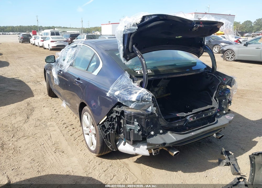 2018 JAGUAR XE VIN: SAJAJ4FX7JCP37906