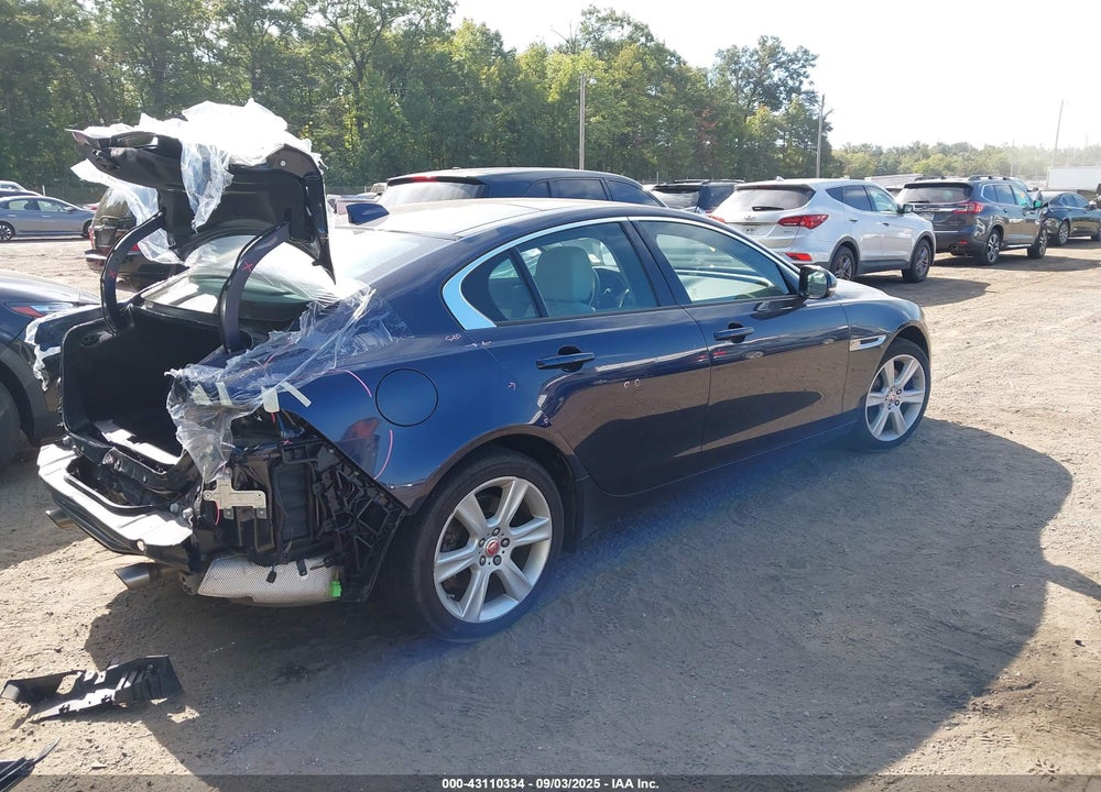 2018 JAGUAR XE VIN: SAJAJ4FX7JCP37906