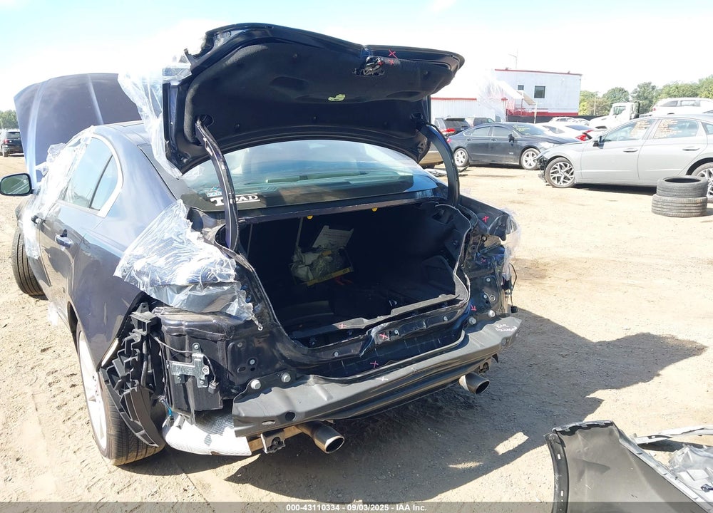 2018 JAGUAR XE VIN: SAJAJ4FX7JCP37906