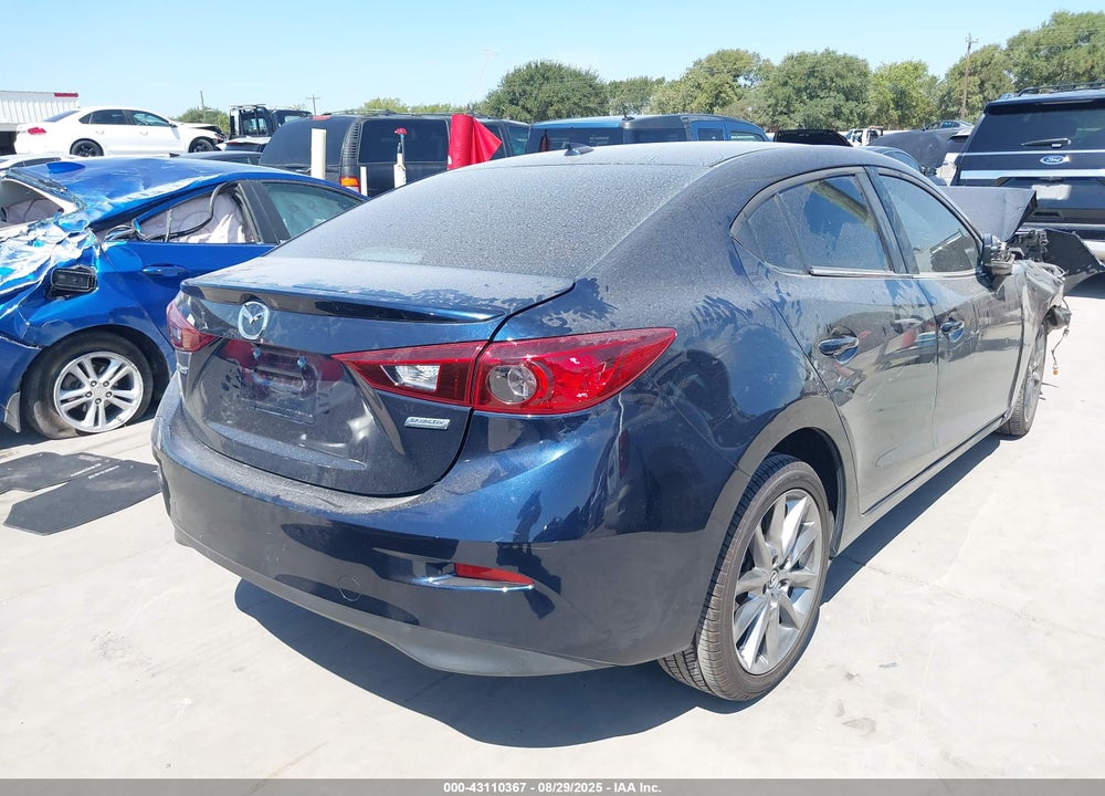 2018 MAZDA 3 VIN: 3MZBN1V33JM210607