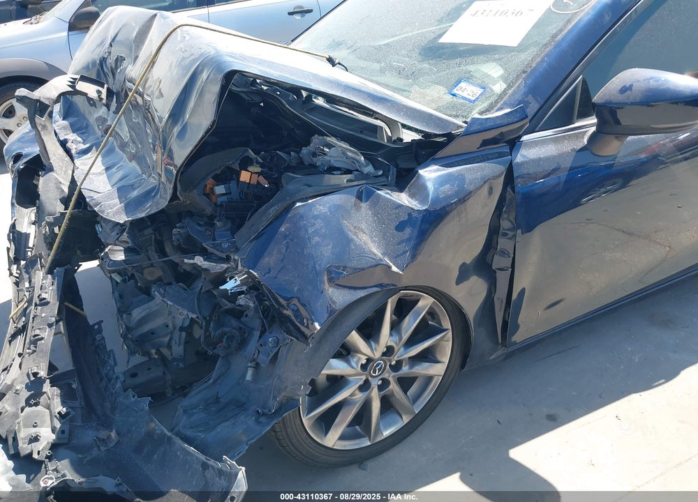 2018 MAZDA 3 VIN: 3MZBN1V33JM210607