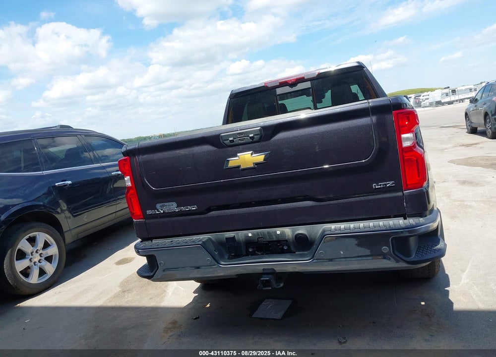 2022 CHEVROLET SILVERADO 1500 4WD SHORT BED LTZ VIN: 2GCUDGED8N1501420