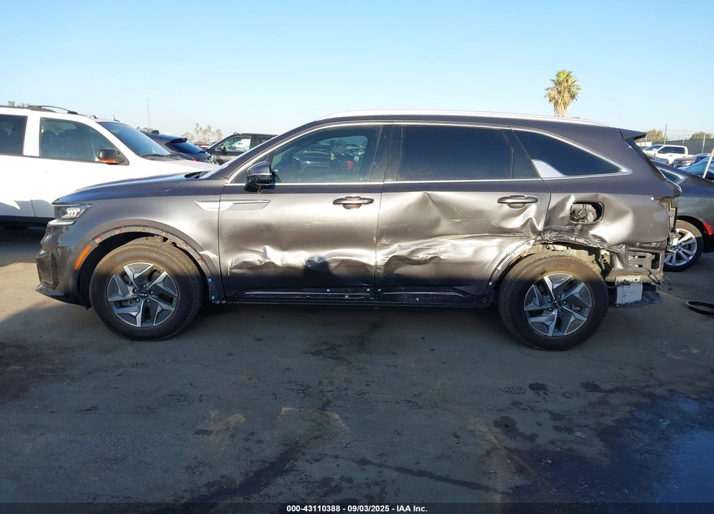 2023 KIA SORENTO HYBRID VIN: KNDRH4LG5P5132779