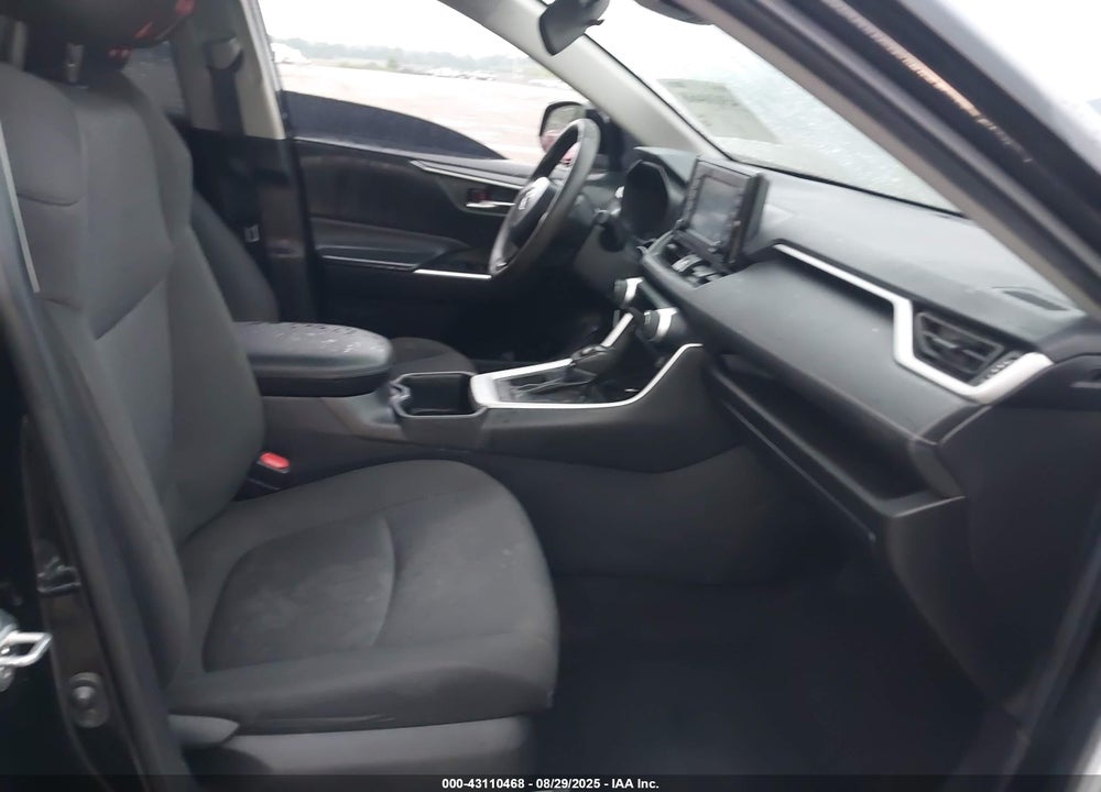 2022 TOYOTA RAV4 VIN: 2T3W1RFV1NC195447