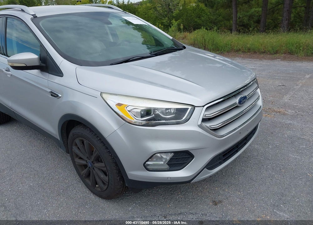 2018 FORD ESCAPE VIN: 1FMCU9J92JUA65327