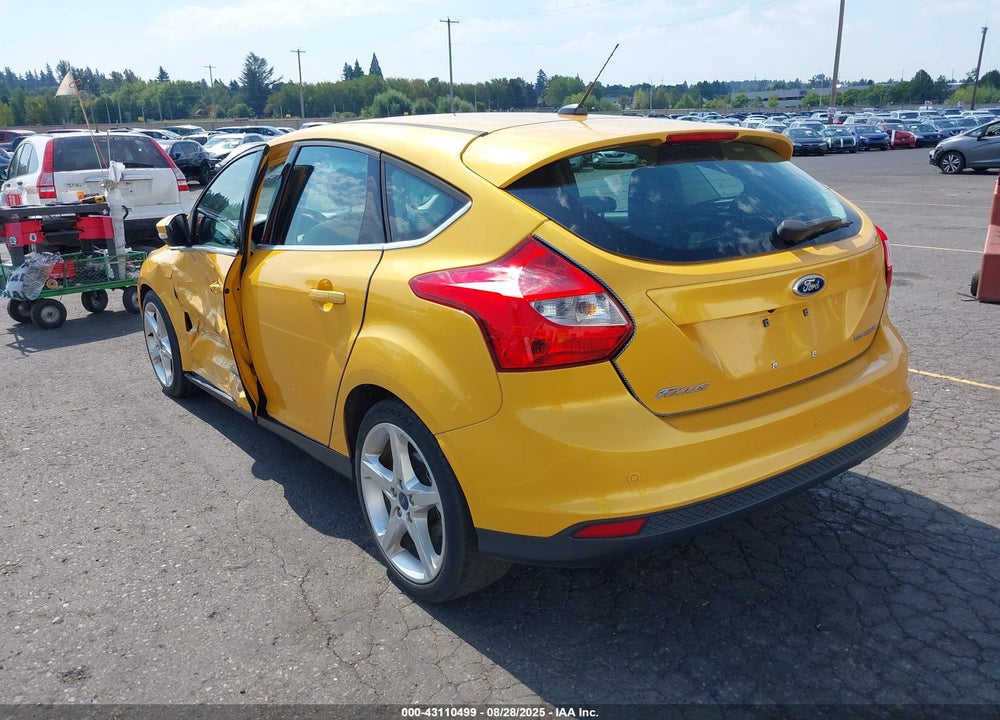 2012 FORD FOCUS TITANIUM VIN: 1FAHP3N23CL435677