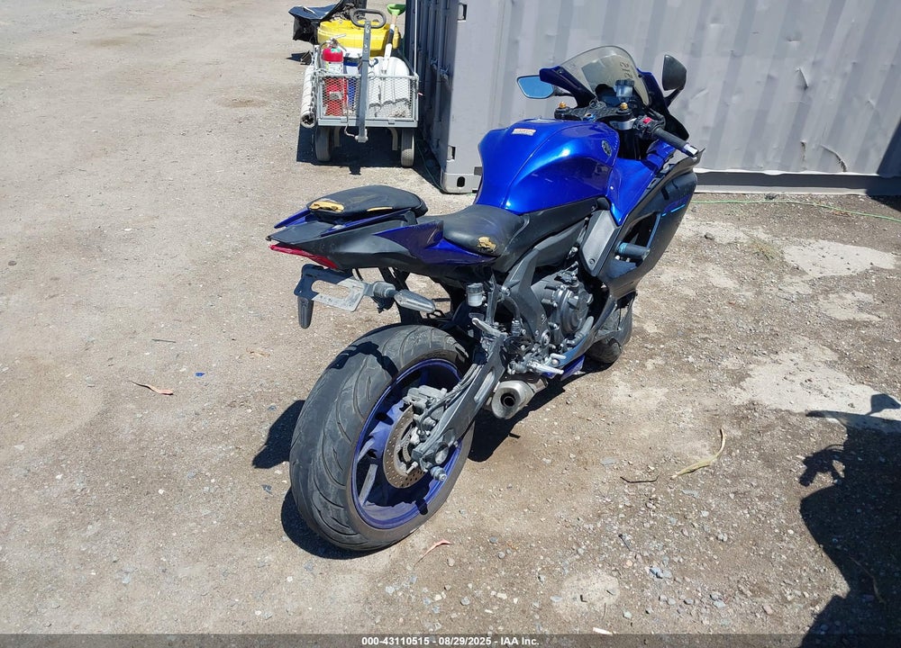 2023 YAMAHA YZFR7 VIN: JYARM38Y6PA001533
