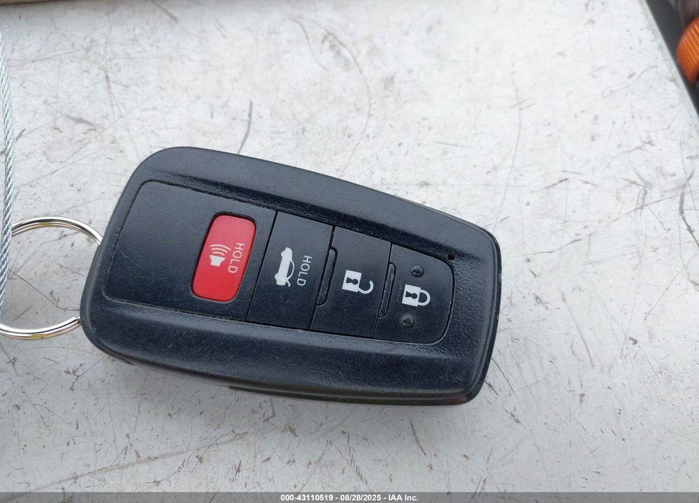 2021 TOYOTA CAMRY VIN: 4T1C31AK9MU551595