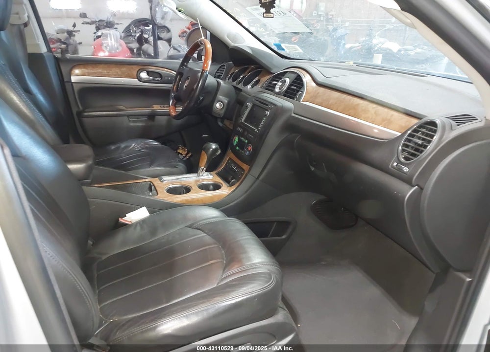 2011 BUICK ENCLAVE VIN: 5GAKRCED2BJ356136