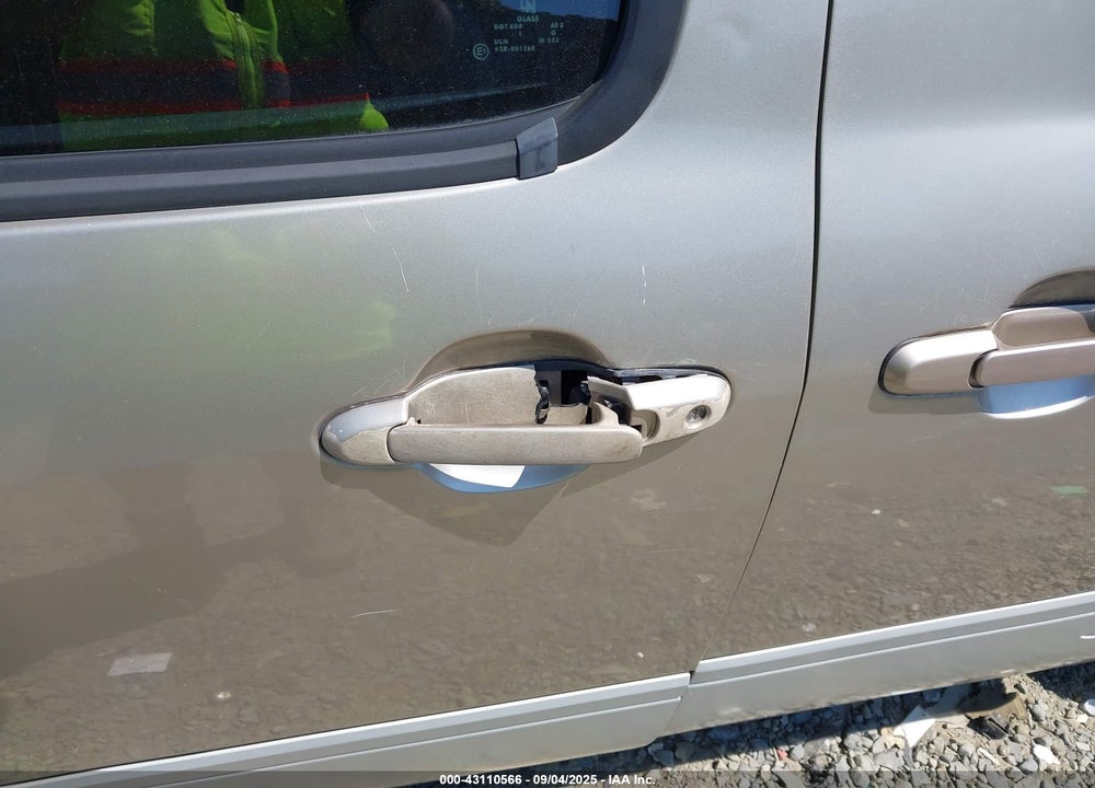 2000 TOYOTA SIENNA XLE VIN: 4T3ZF13C1YU313602