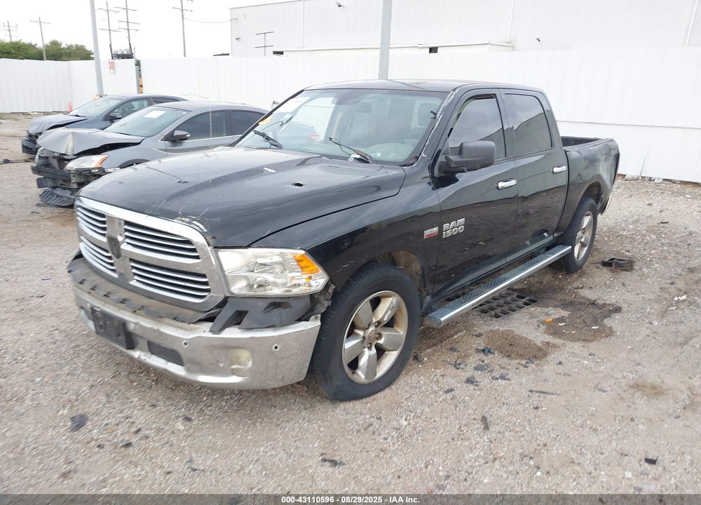 2017 RAM 1500 VIN: 3C6RR6LT0HG738255