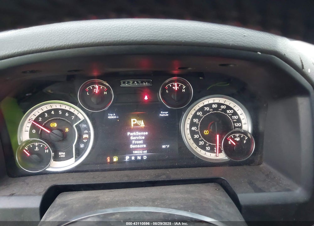 2017 RAM 1500 VIN: 3C6RR6LT0HG738255