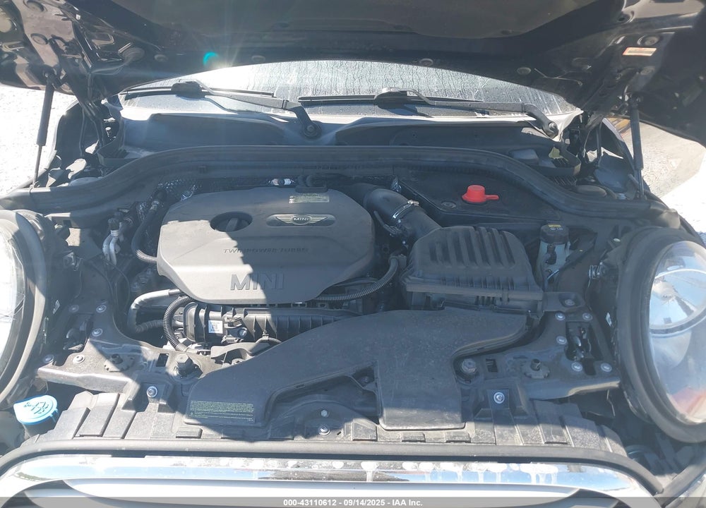 2015 MINI HARDTOP VIN: WMWXM5C58F3A60820