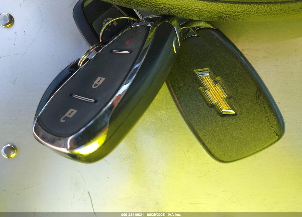 2020 CHEVROLET EQUINOX VIN: 2GNAXKEV5L6200309