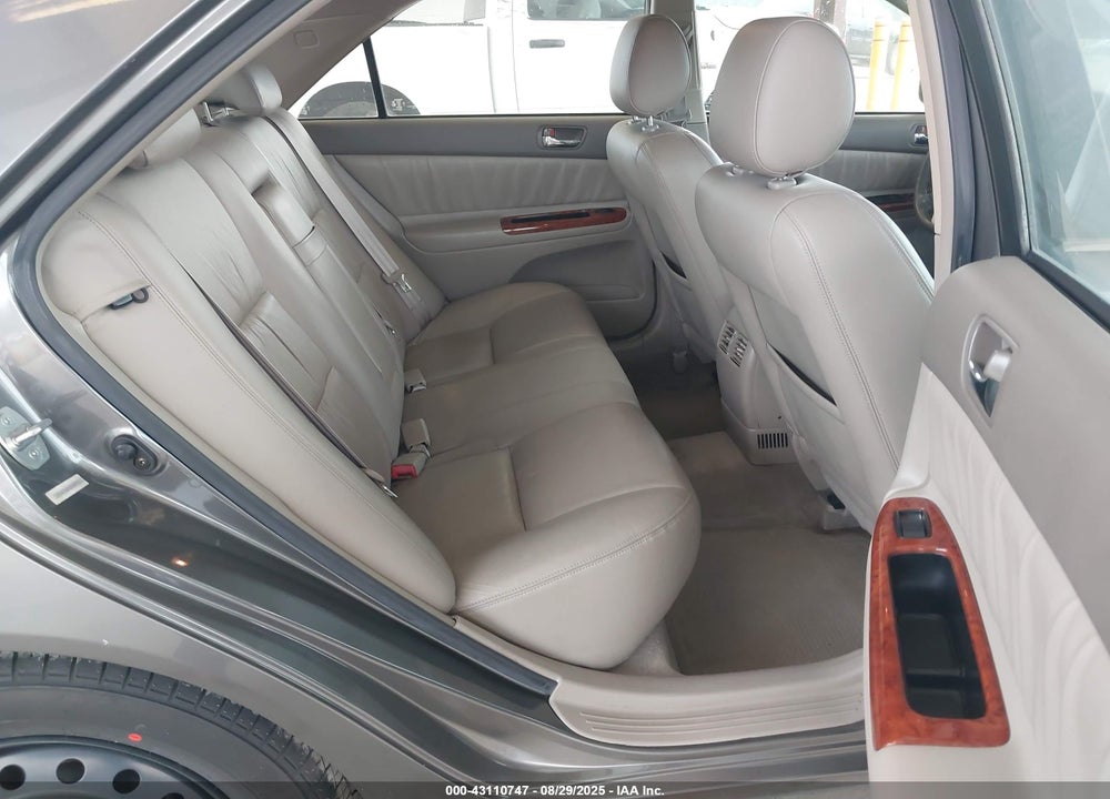 2003 TOYOTA CAMRY XLE V6 VIN: JTDBF30KX30105711