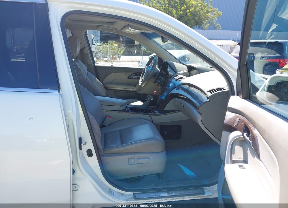 2011 ACURA MDX TECHNOLOGY PACKAGE VIN: 2HNYD2H64BH538270