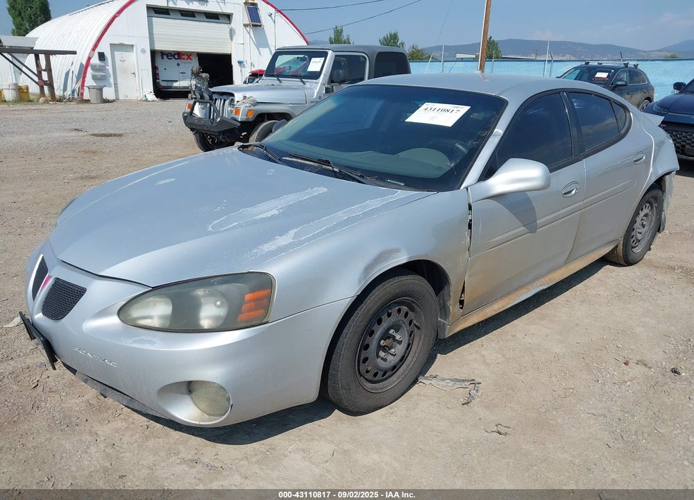 2004 PONTIAC GRAND PRIX GT1 VIN: 2G2WP522841110634