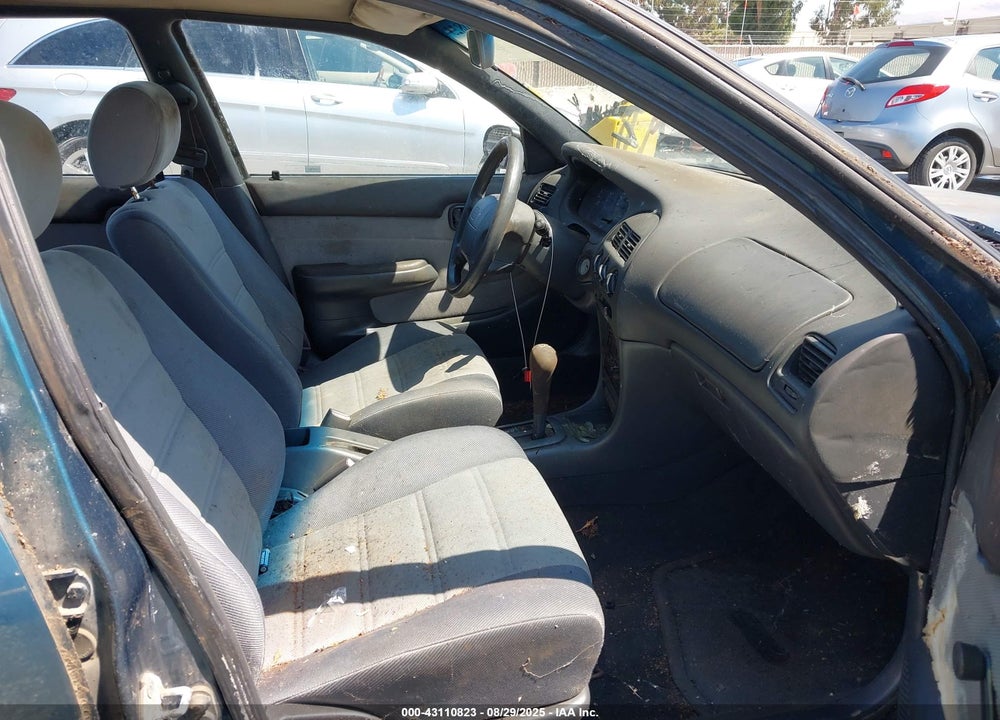 1994 GEO PRIZM LSI VIN: 1Y1SK5385RZ021108