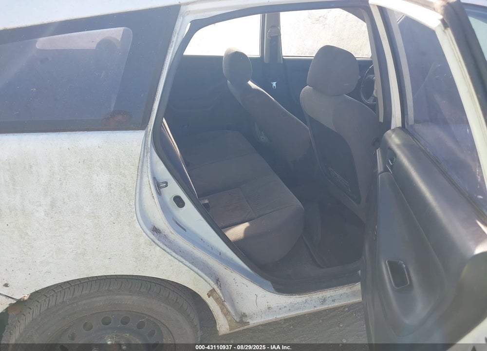 2003 TOYOTA MATRIX STANDARD VIN: 2T1KR32E13C047864