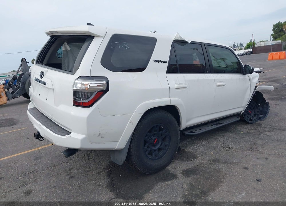 2016 TOYOTA 4RUNNER SR5 VIN: JTEBU5JR3G5368012