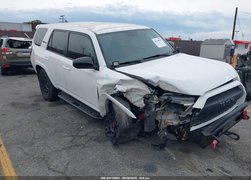 2016 TOYOTA 4RUNNER SR5 VIN: JTEBU5JR3G5368012
