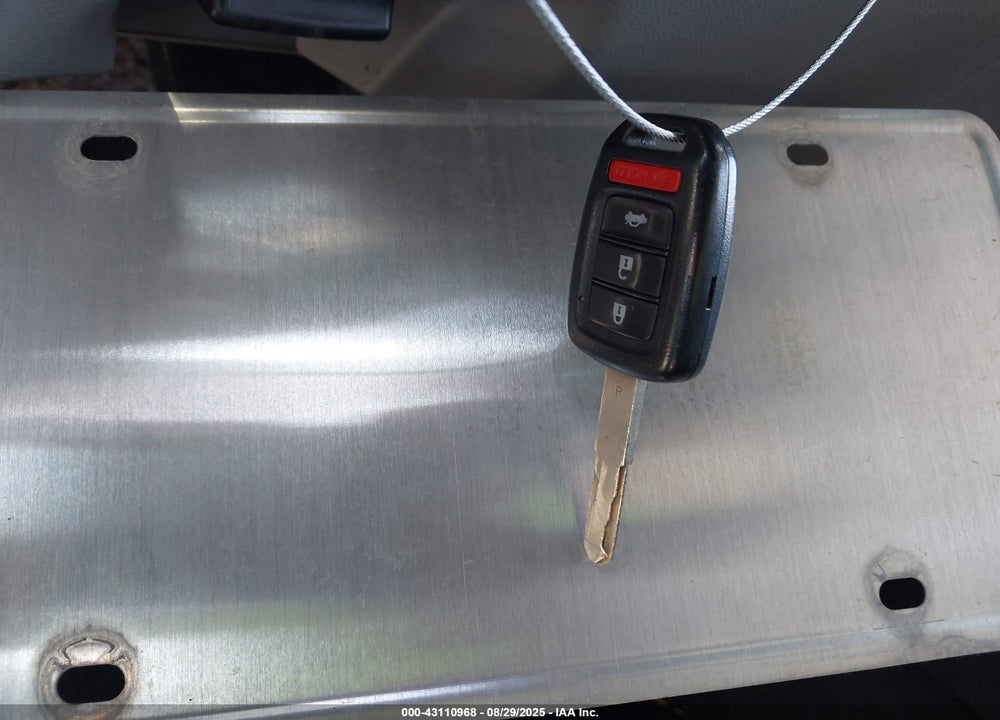 2017 HONDA ACCORD VIN: 1HGCR2F31HA007952