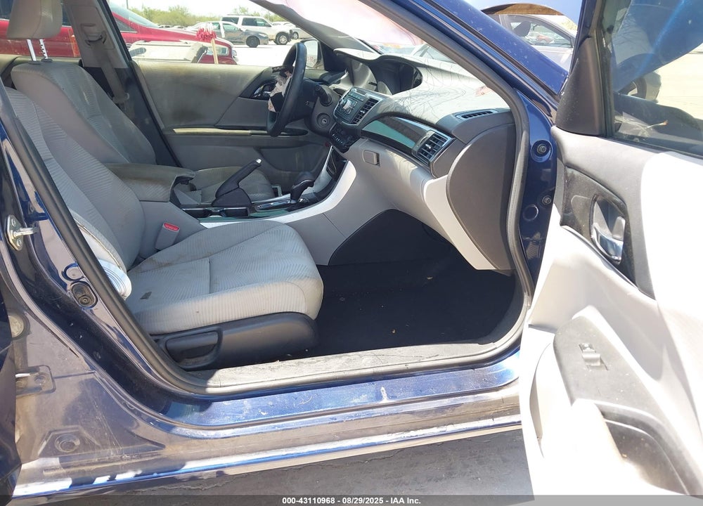 2017 HONDA ACCORD VIN: 1HGCR2F31HA007952